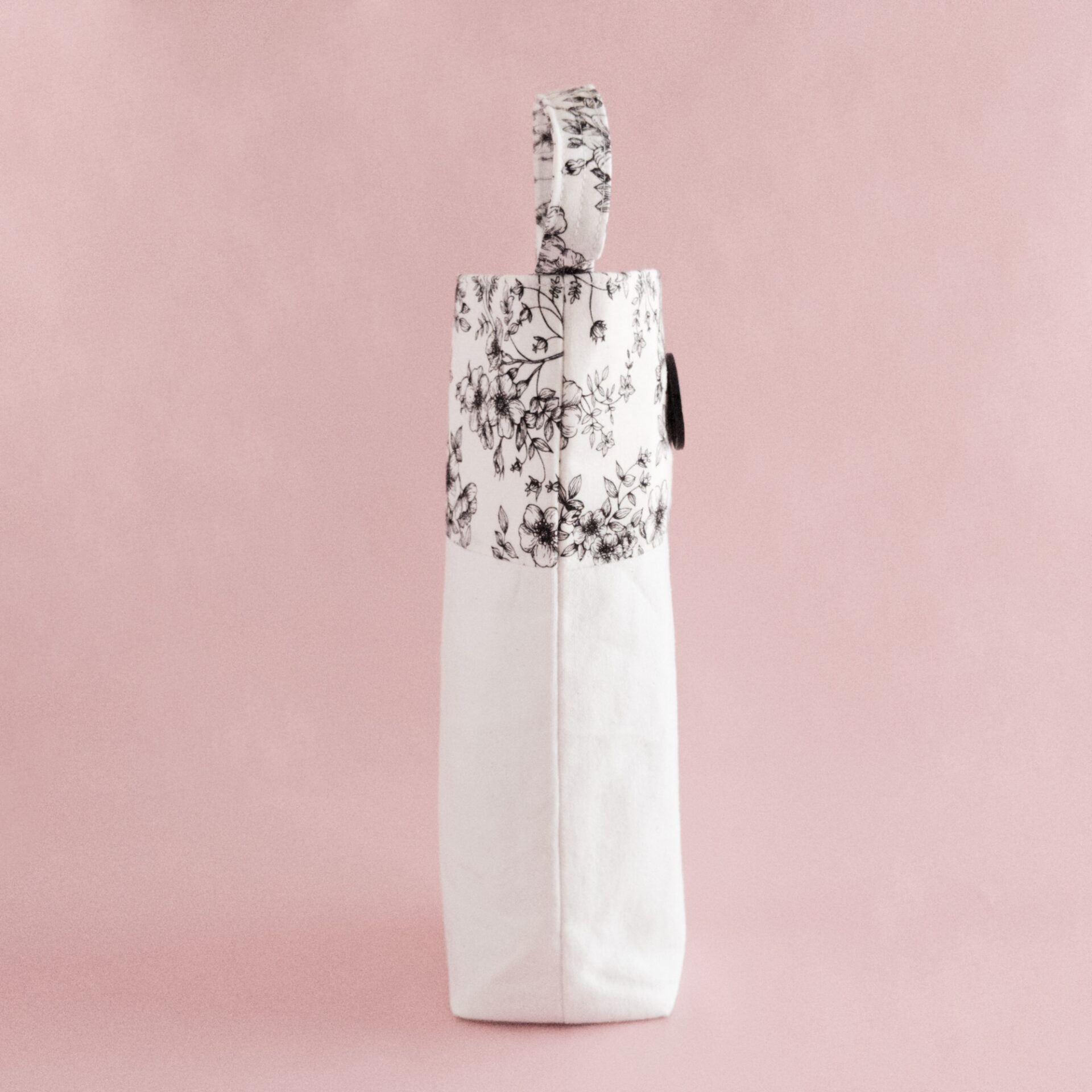 Side View of Wine Bag