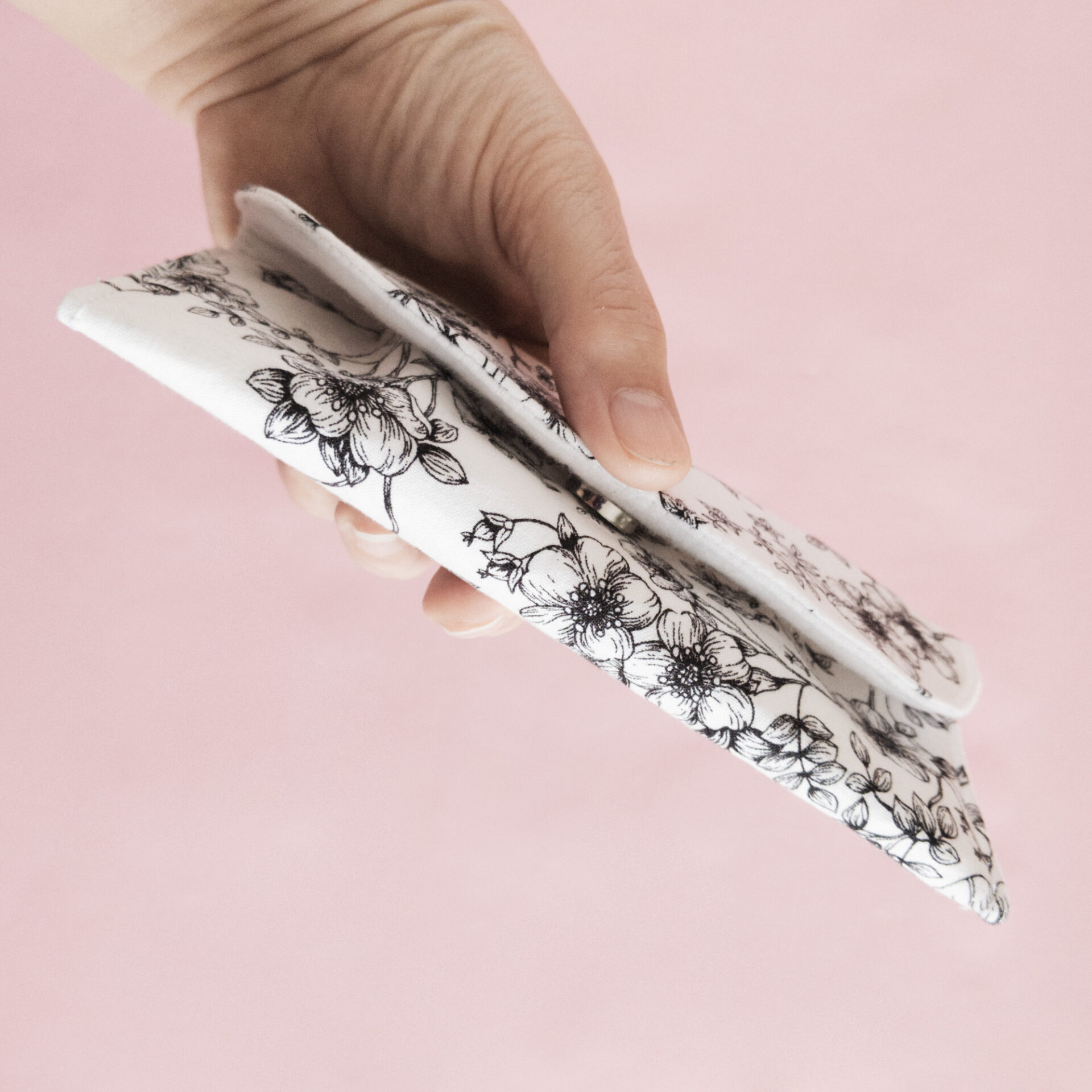 Bottom of Glasses Case