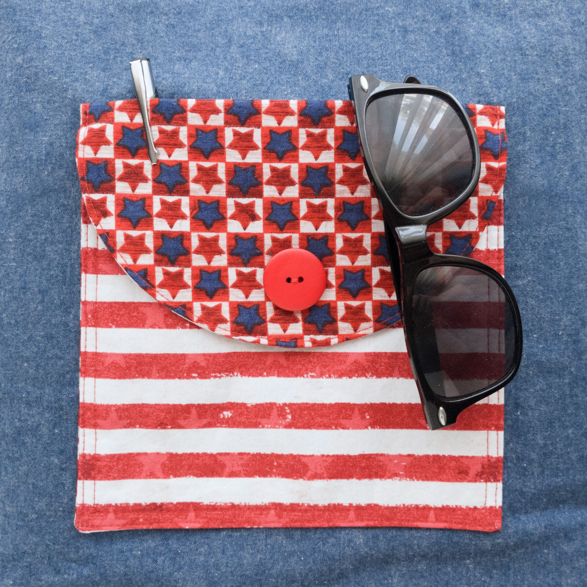 Pocket of Patriotic Tote